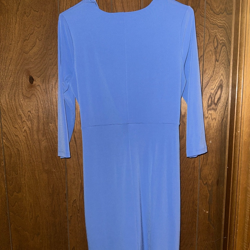 Blue just below the knee 3-4 length sleeve dress